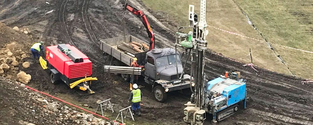 Hydrogeologické vrty a průzkumné vrty - Průzkumný vrt na Bazalech